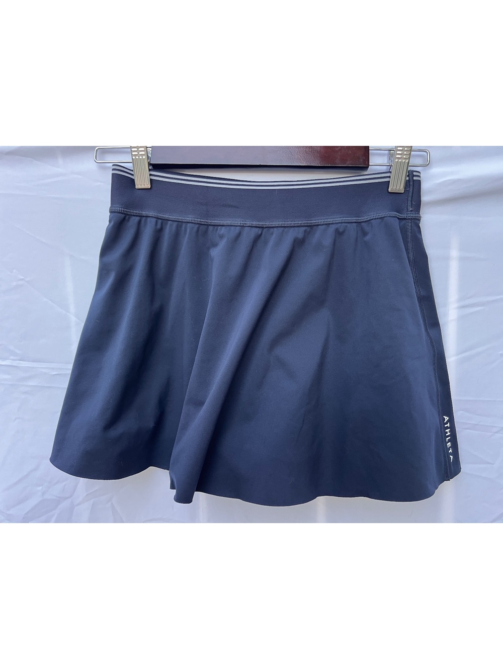 Athleta Ace Advantage Tipped 13.5” Skort Small Navy Blue Tennis Golf